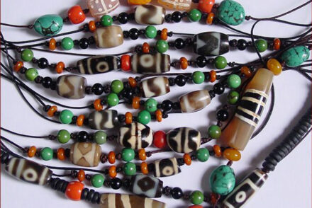 Tổng hợp thông tin về Đá Dzi thiên châu Tây Tạng thú vị và đặc biệt