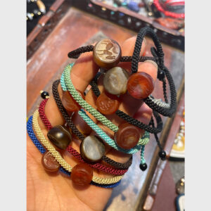 Bộ 10 vòng tay mã não khắc hình chất đẹp