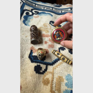 Hộp Gau nhẫn dzi con dấu từ Tibet