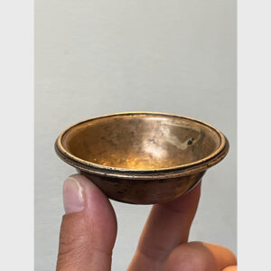 Ly đồng nước cổ 200 năm từ Lhasa