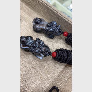 Tỳ hưu tạc bằng mã não sưu tầm