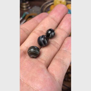 Old bead 2000 năm Dược Sư từ Lhasa