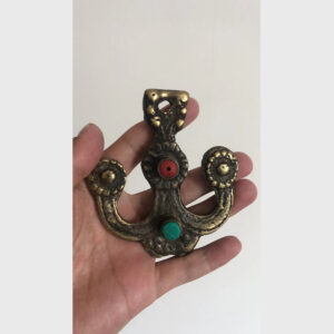 Thokcha mỏ neo đồng cổ 100 năm từ Lhasa